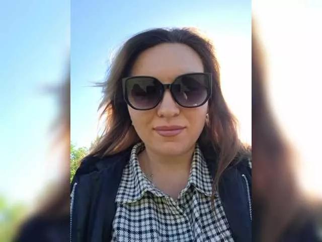 DIVORA from BongaCams is Freechat