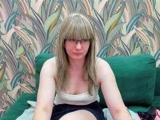 alanadreamy from CamSoda is Freechat