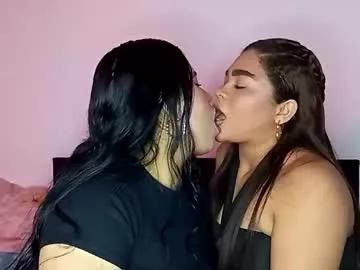 2moons_full_of_love from Chaturbate is Freechat