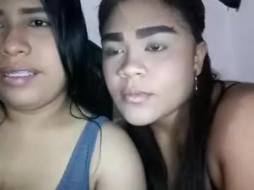 2moons_full_of_love from Chaturbate is Freechat