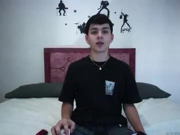 andrew_restrepo from Chaturbate is Freechat