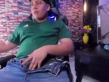 aronzulon from Chaturbate is Freechat