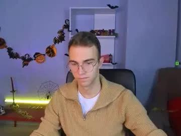 astren_villo from Chaturbate is Freechat