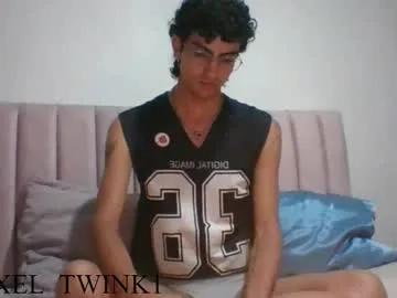 axellatino_ from Chaturbate is Freechat
