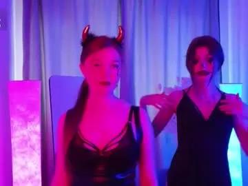 berry_bloom from Chaturbate is Freechat