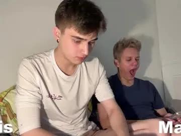best_frendss from Chaturbate is Freechat