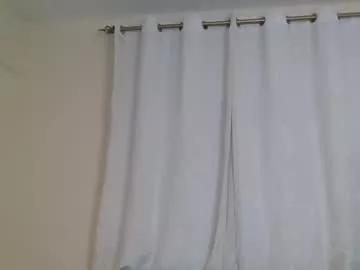 dixie_slutty from Chaturbate