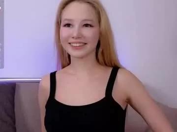 dolly_kitt from Chaturbate