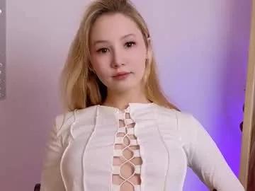 dolly_kitt from Chaturbate