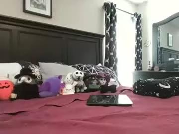 elenore_hoesevelt from Chaturbate