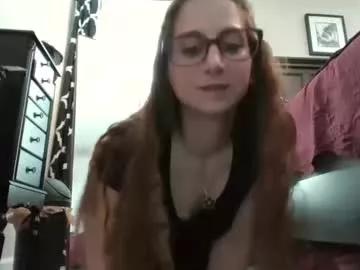 elenore_hoesevelt from Chaturbate