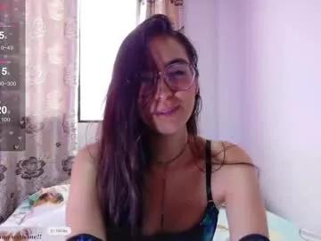 emi_roberts from Chaturbate is Freechat