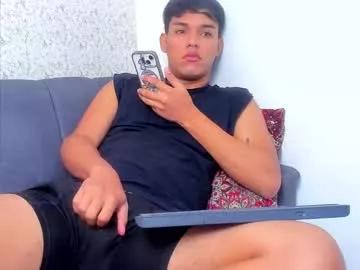 garrett_collins from Chaturbate is Freechat