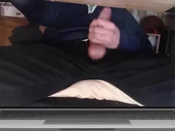 hellainches8 from Chaturbate