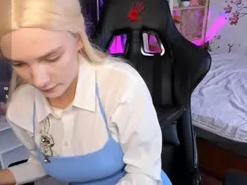 jelly_ellie from Chaturbate is Freechat