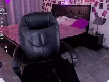 karambamoon from Chaturbate is Freechat