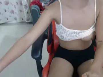 katie_louise18 from Chaturbate is Freechat