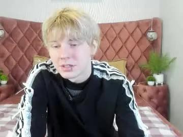 kevinm1lky from Chaturbate is Freechat