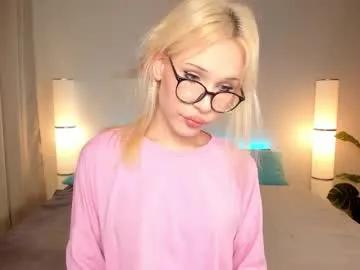 kristial_soopxxx from Chaturbate is Freechat
