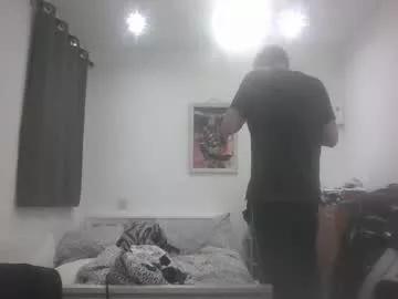 kylejacksonhotforgirls from Chaturbate is Freechat