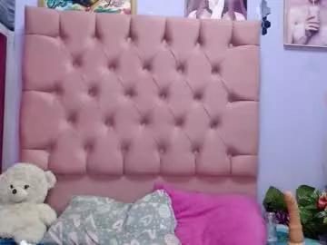 kylie_moan from Chaturbate is Freechat