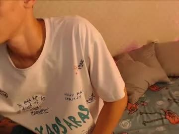 lil_beautiful from Chaturbate