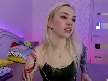 lillimooore from Chaturbate