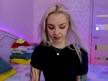 lillimooore from Chaturbate