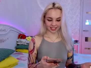 lillimooore from Chaturbate