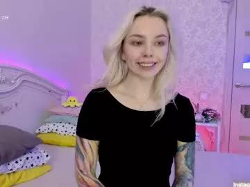 lillimooore from Chaturbate