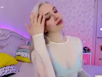lillimooore from Chaturbate
