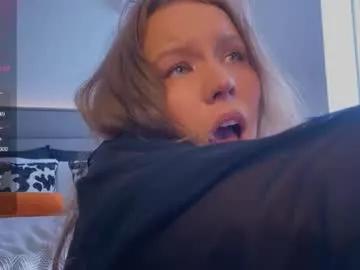 lively_luna from Chaturbate is Freechat