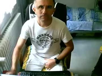 lokoum39 from Chaturbate