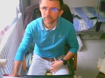 lokoum39 from Chaturbate