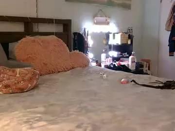 lolaisfamous from Chaturbate is Freechat