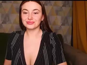 lulubiso from Chaturbate