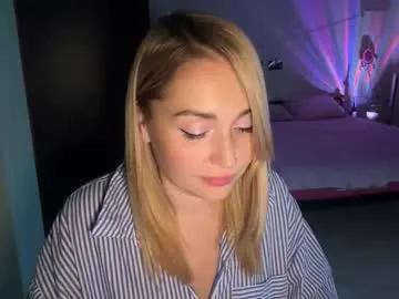 lunali_ from Chaturbate is Freechat