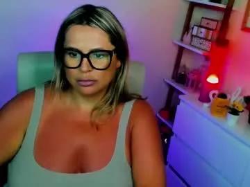 luxxx_diana from Chaturbate is Freechat