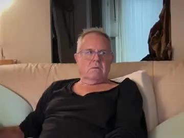 madmanacrossthewater from Chaturbate is Freechat