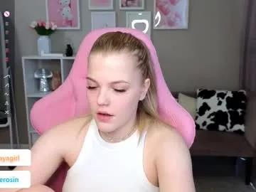 maya_blonde18 from Chaturbate