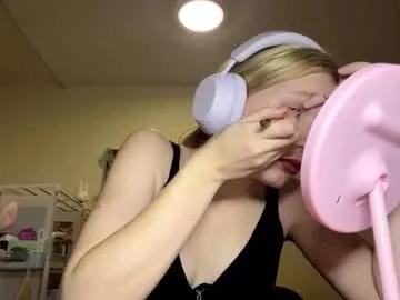 maybelleensminger from Chaturbate is Freechat
