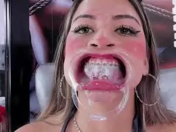 miss_lucyla from Chaturbate
