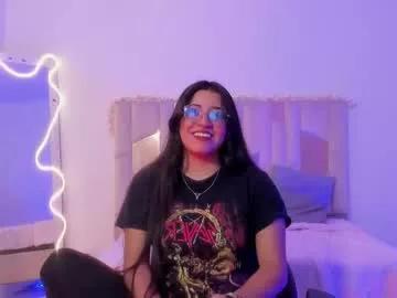 naanaky_tay from Chaturbate
