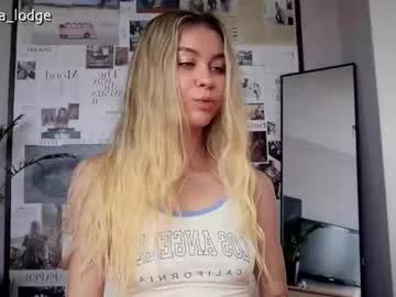 nika_lodge_official from Chaturbate is Freechat