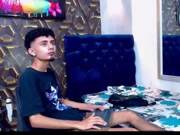 noah_the_kingmaster from Chaturbate is Freechat