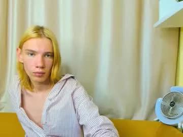 omensilk from Chaturbate is Freechat