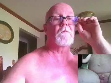 pussylover1365 from Chaturbate