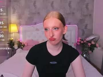 queenmcg from Chaturbate is Freechat