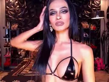 queenvalentinats from Chaturbate