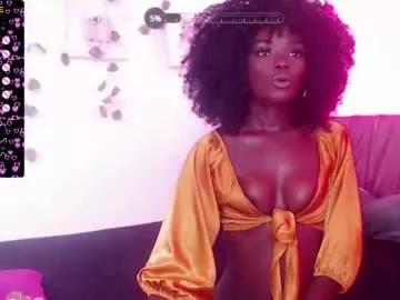 sashabratzz from Chaturbate